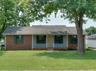 1186 Langwood Dr, Gallatin, TN 37066