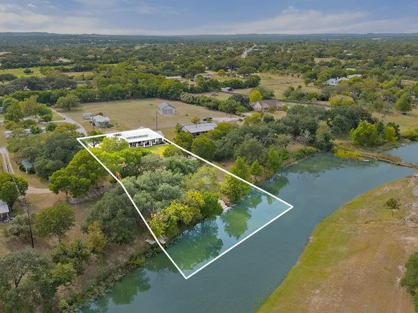 1313 Democrat Street, Blanco, TX 78606