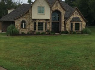 250 Lacebark Ln, Longview, TX 75605