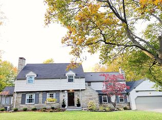 24 Cricket Hill Dr, Pittsford, NY 14534