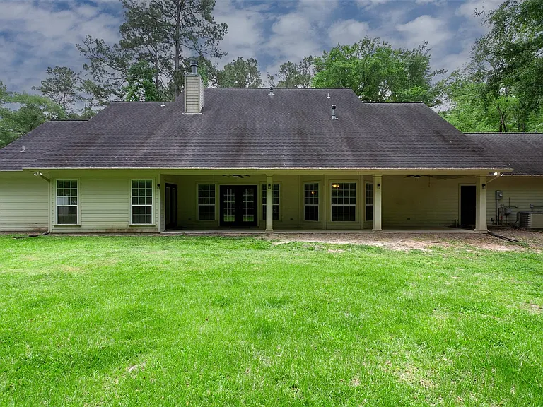289 Broadmoor Dr — Photo 5