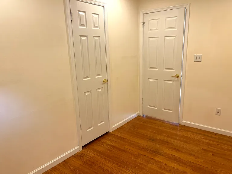 522 Dell Rd — Photo 8