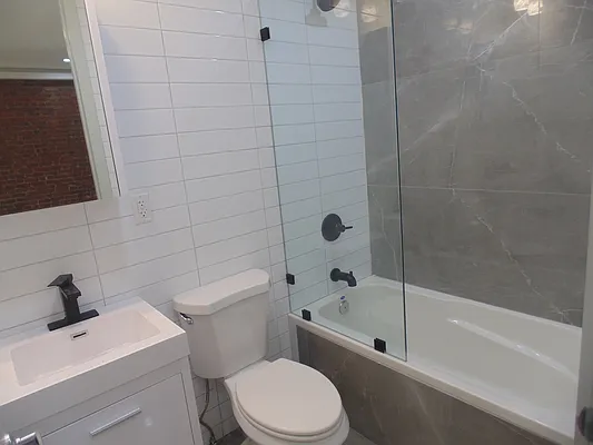 Rented by Avenue Sotheby's International Realty | media 19