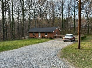 4879 Brickyard Ln, Kernersville, NC 27284