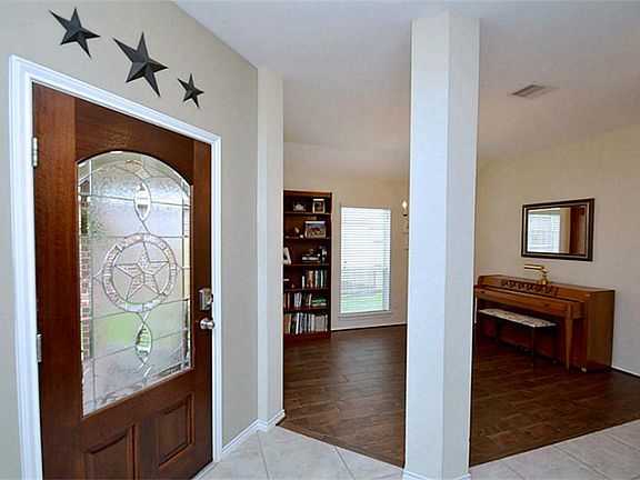 4th image of 4503 Sabine Lake Ct