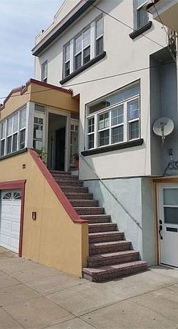 1st image of 212 Grafton Ave