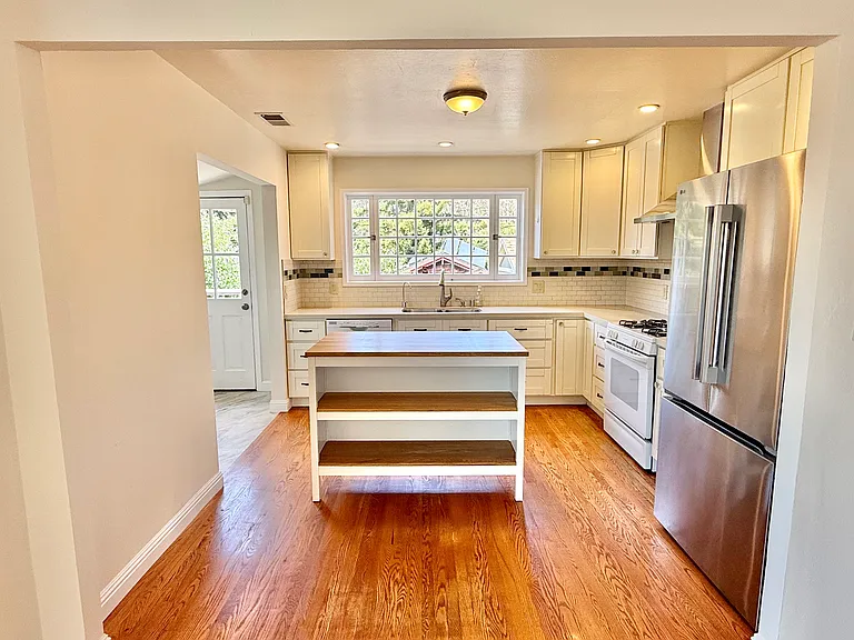 5907 Bernhard Ave — Photo 9