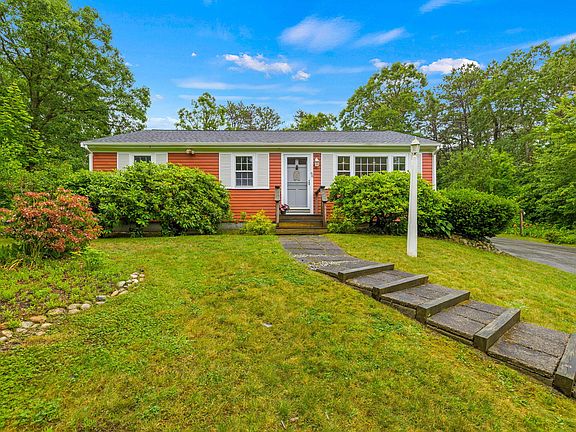 2nd image of 66 Tracy Ln