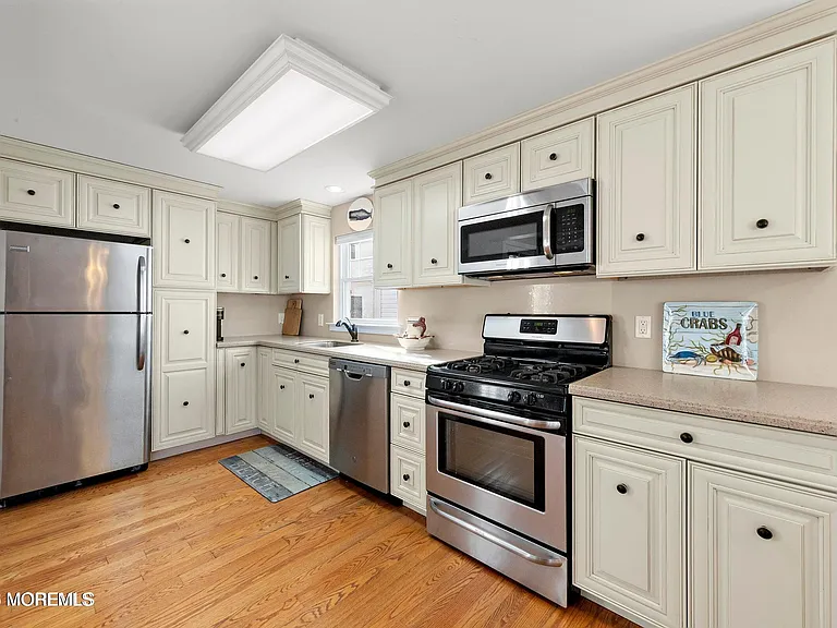 26 W Oceanview Dr — Photo 5