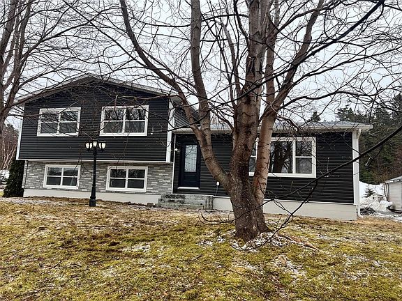 3rd image of 14-16 Farm Road