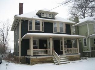 2897 Hampshire Rd, Cleveland Heights, OH 44118