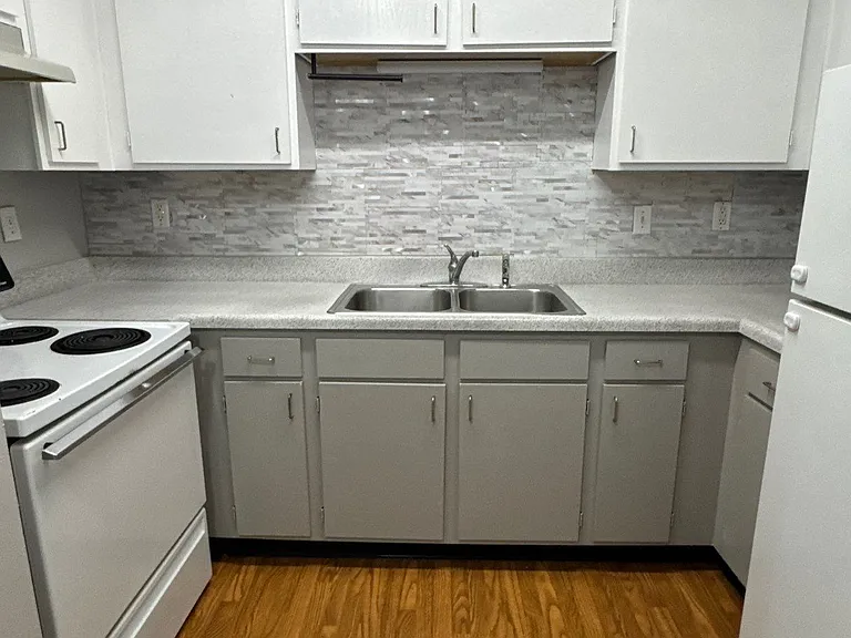 4109 Blue Lick Ct #7 — Photo 7