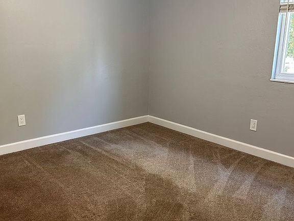 5th image of 433 Sonoma Ave APT 13