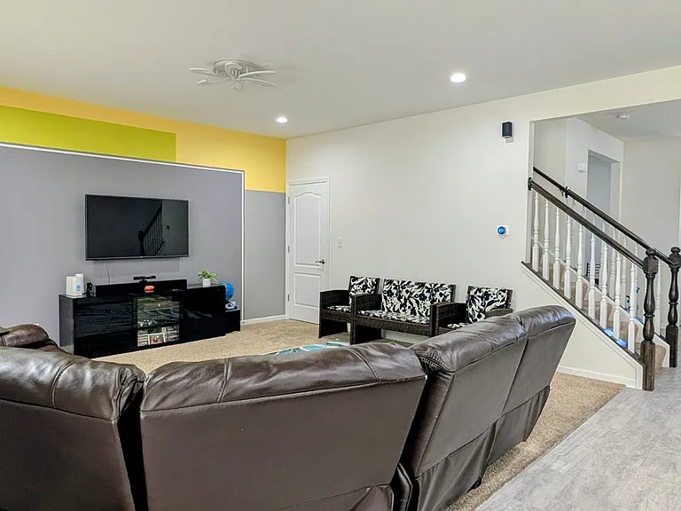 114 Gala Dr — Photo 9