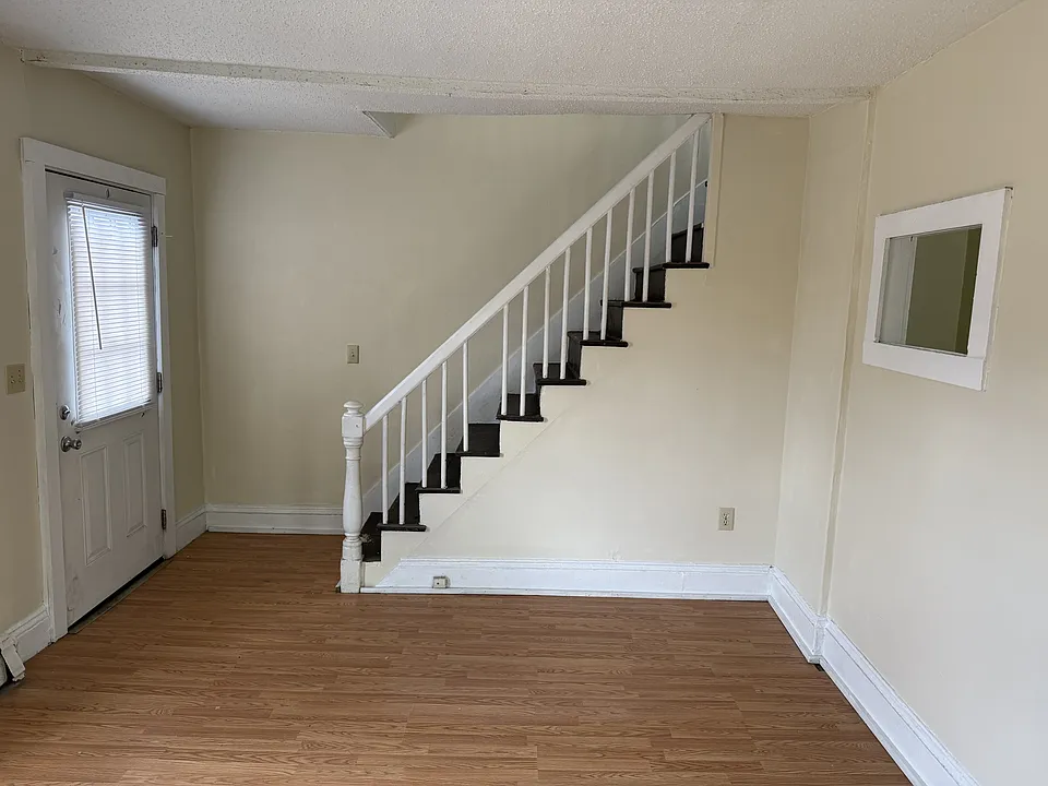269 N Main St #5