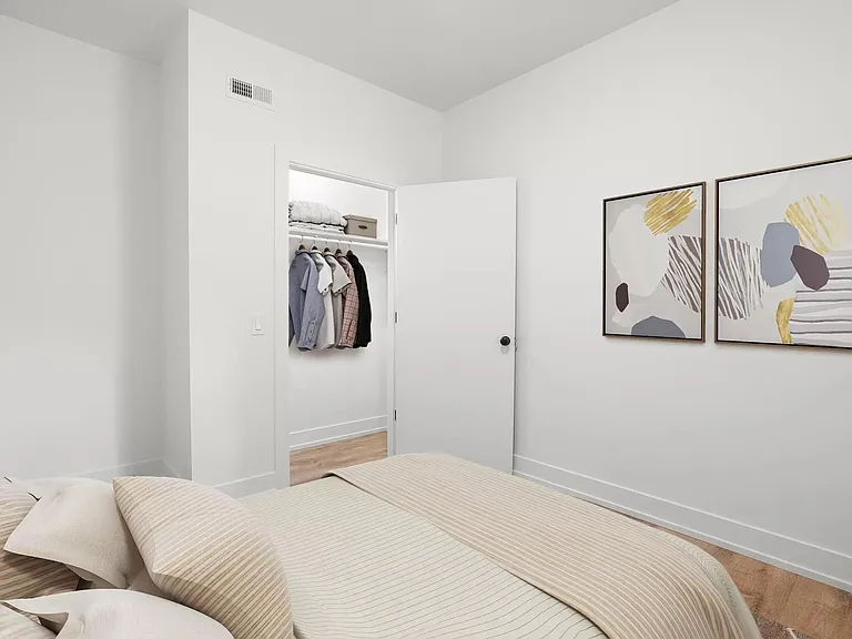 2219 N Hamilton Ave #6 — Photo 17