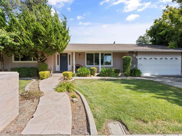 859 Brittany Ln, Concord, CA 94518