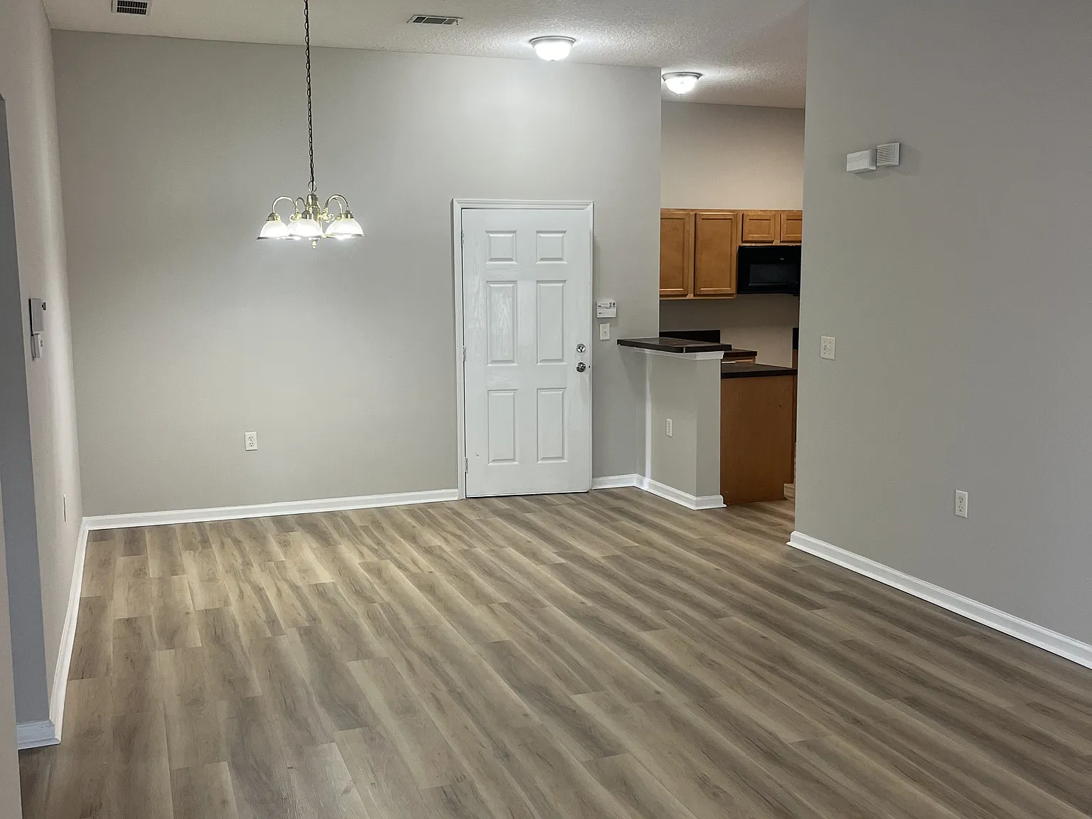 5101 Playpen Dr — Photo 3