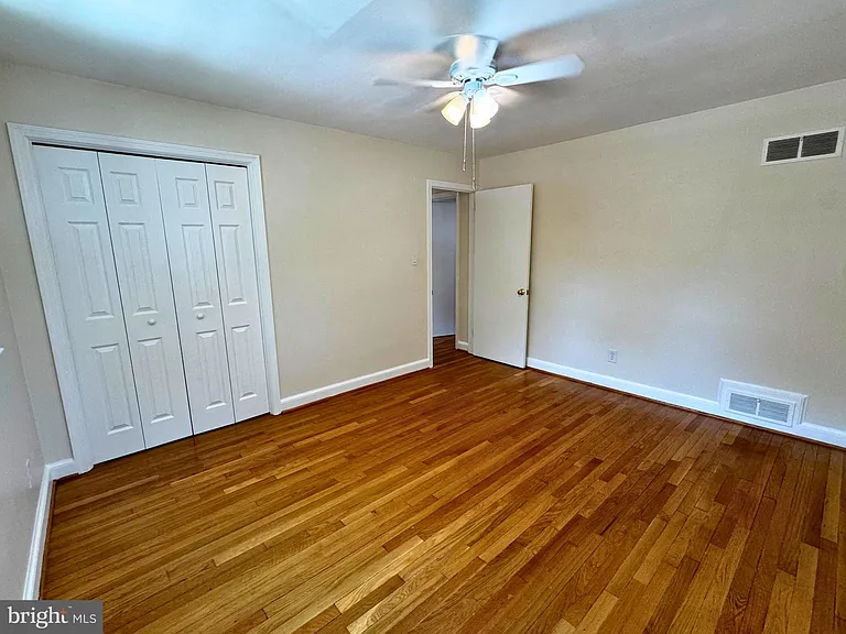 3300 N Harrison St — Photo 20