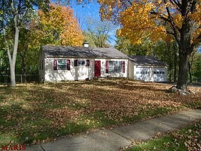 2nd image of 217 Hillsdale Dr