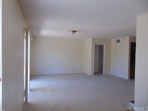 4th image of 14996 Cliffrose Ct