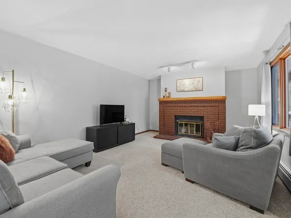 3906 Sherwood Forest Dr #19, Traverse City, MI 49686