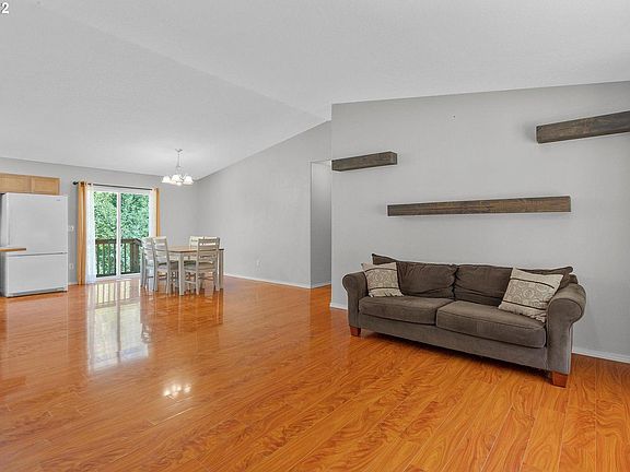 4th image of 73946 Cedar Grove Dr