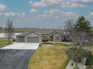 8298 Road 3.2 NE, Moses Lake, WA 98837