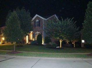 270 Arbor Trails Dr, Ballwin, MO