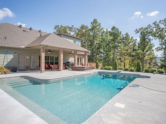 3rd image of 406 Riverland Dr