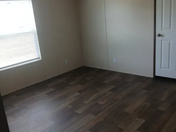 329 Old Tavern Ln #329, Maiden, NC 28650