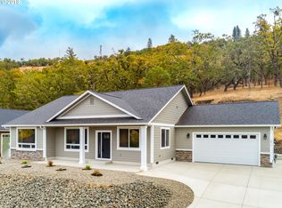 1817 NE Reagan Dr #58, Roseburg, OR 97470