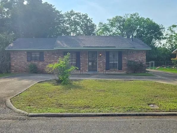5608 E Shades Valley Dr, Montgomery, AL 36108