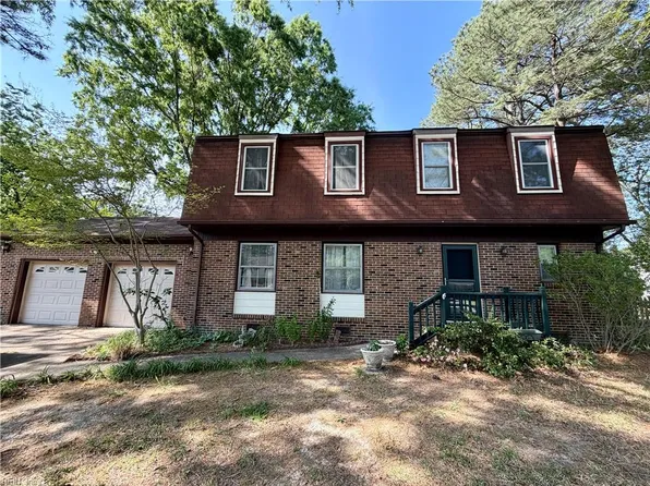 2404 Trant Lake Dr, Virginia Beach, VA 23454