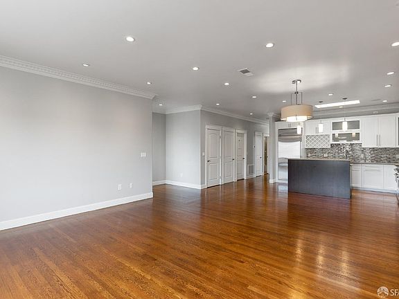 5th image of 1343 32nd Ave