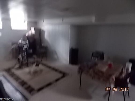 5th image of 1683 Temple Ave