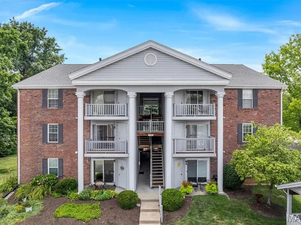 7504 Triwoods Dr APT I, Saint Louis, MO 63119