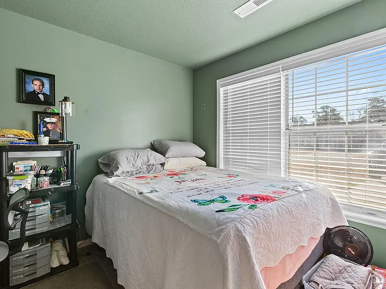 4148 Hickory Ln #A — Photo 10