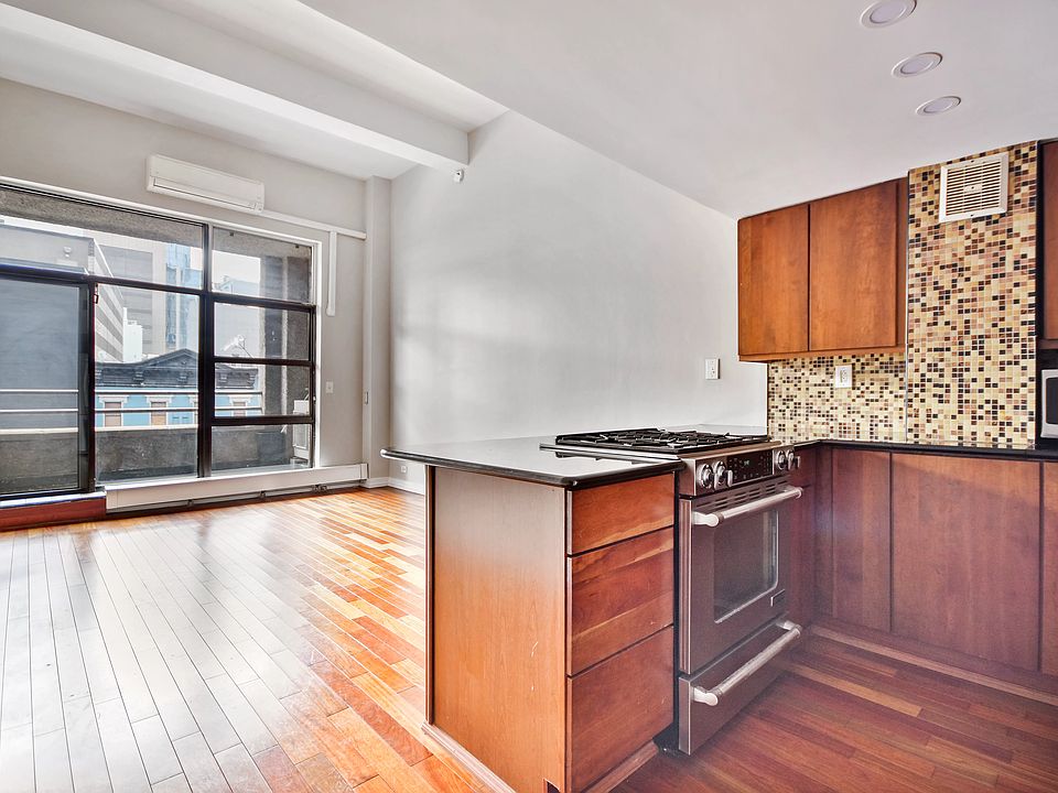 1st image of 350 E 62nd St APT 4E