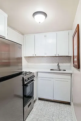 Sold by Compass | media 10