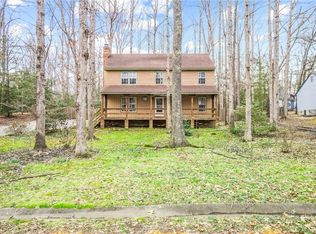 8700 Claypool Rd, North Chesterfield, VA 23236