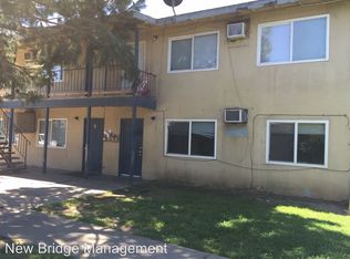 334 R St APT 2, Merced, CA 95341