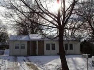 1015 NE 45th St, Kansas City, MO 64116