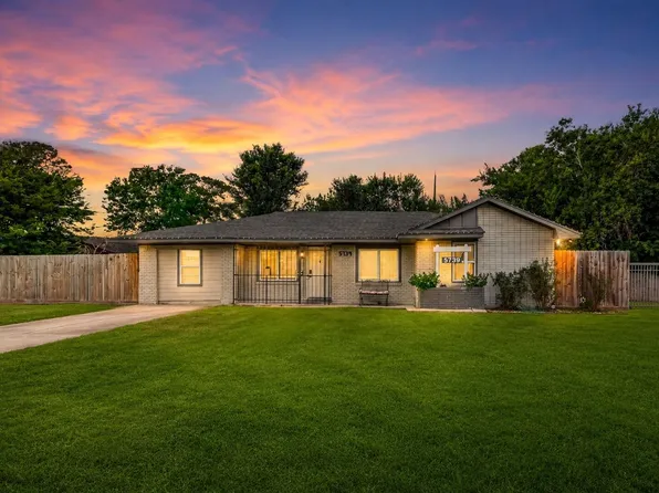 5739 Waterford Dr, Houston, TX 77033