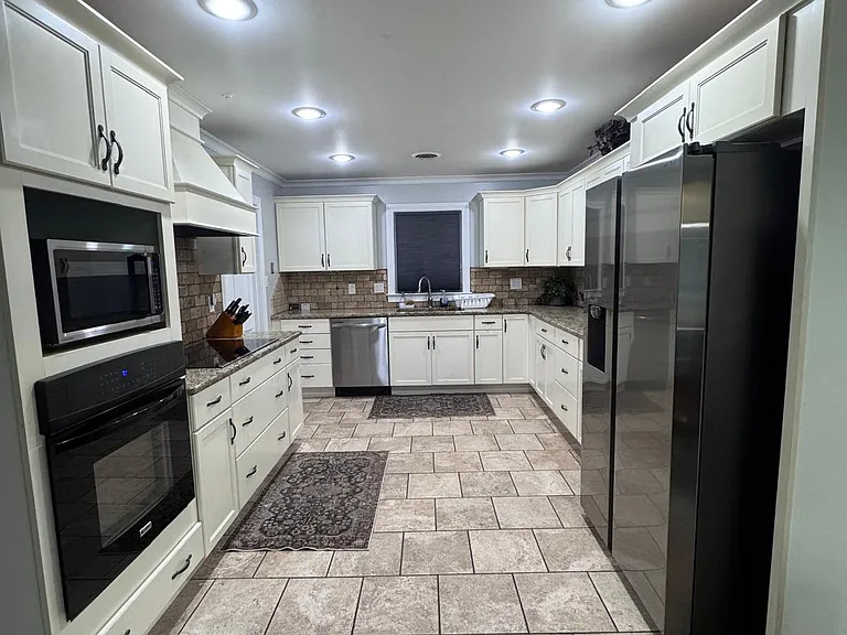 2499 Countrywood Pkwy — Photo 38