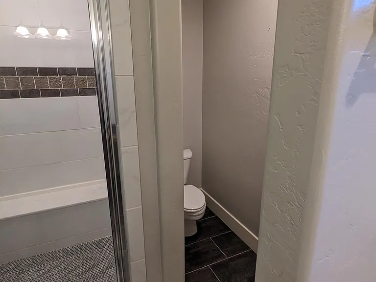 530 Evans Ct — Photo 9