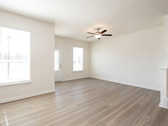 2nd image of 1527 Independence Blvd