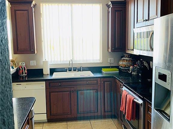 5th image of 4316 Spinnaker Cove Ln