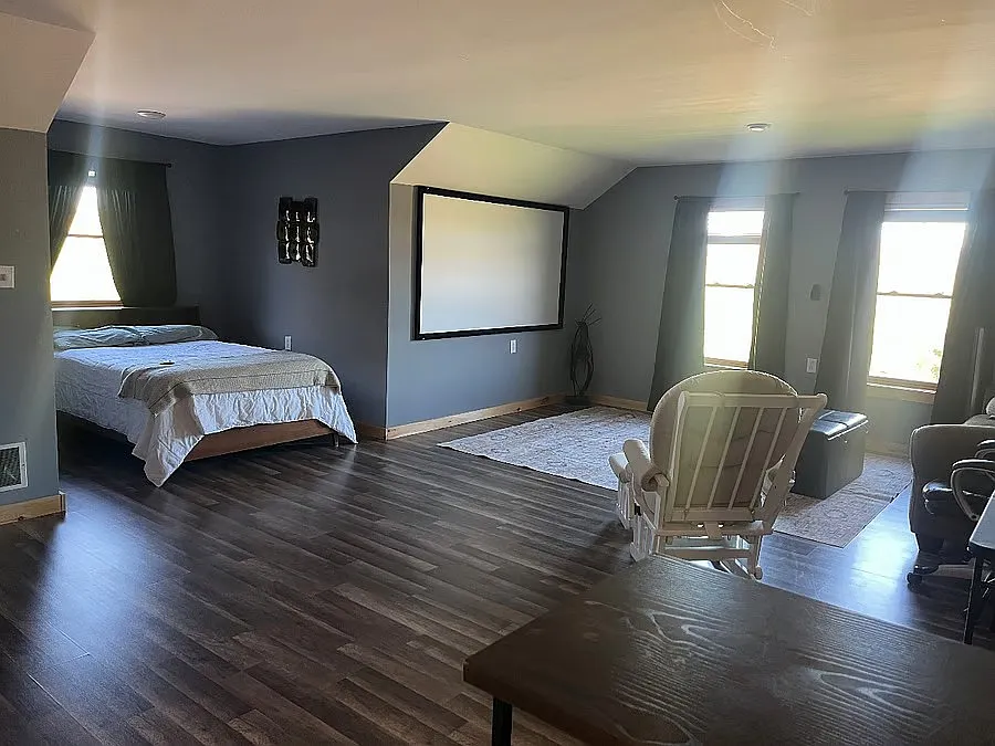 Studio, 475 sqft, $1,100 — Photo 2