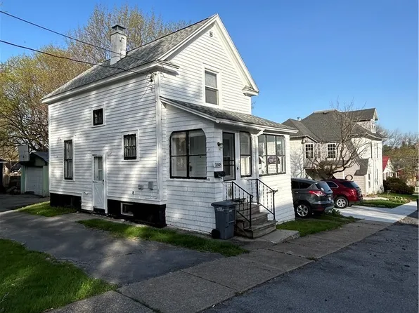 1008 Hungerford St, Watertown, NY 13601